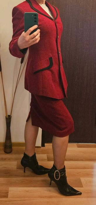 Sacou de primavara/toamna de culoare rosu burgund
