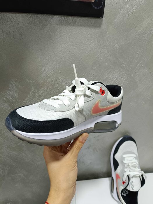 Оригинални Дамски маратонки!