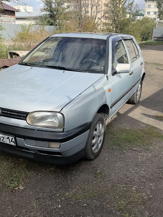 Продам гольф 3 обьем 1.6