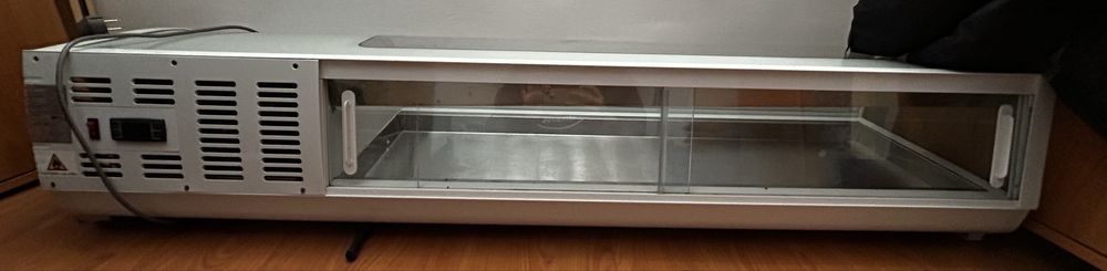 Vitrina rece /Sushi