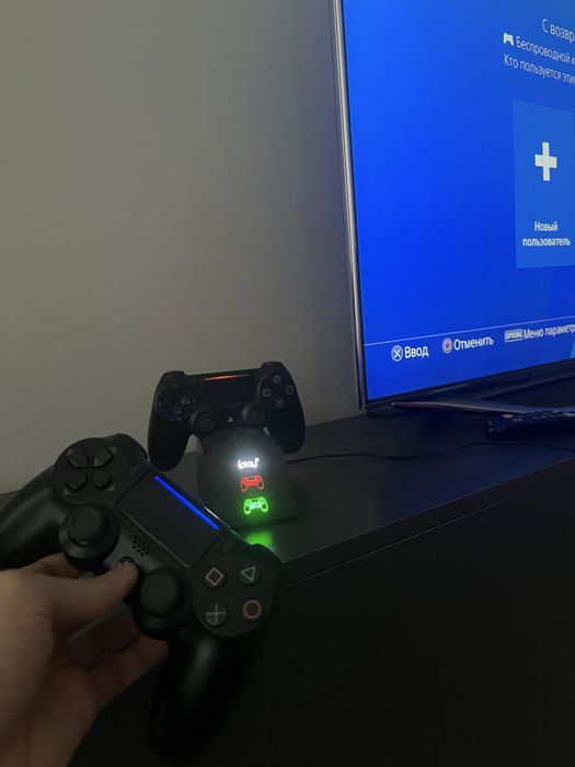Playstation 4 slim