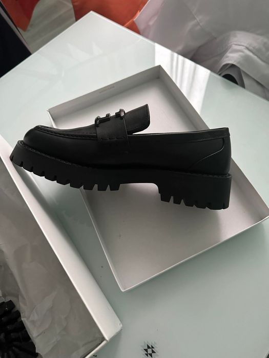 Обувки guess мокасини