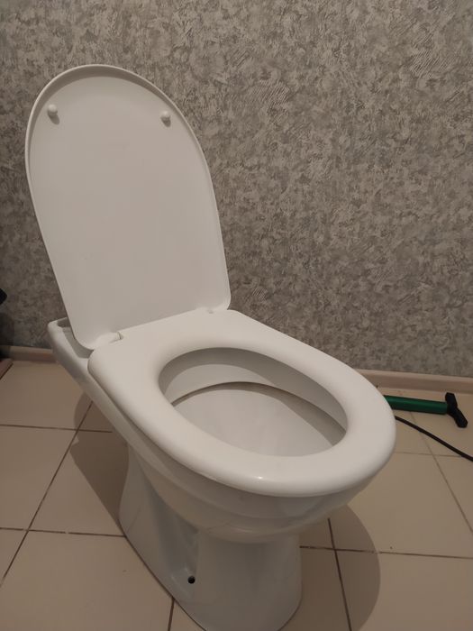 унитаз строительный, бачок