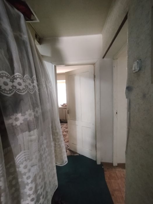 Продаю 1/1/ 4 на Дубовой первая линия