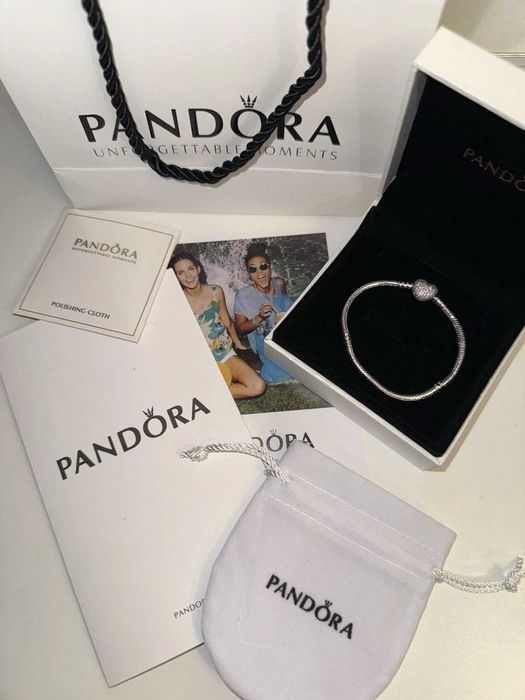 Гривна Пандора|Pandora