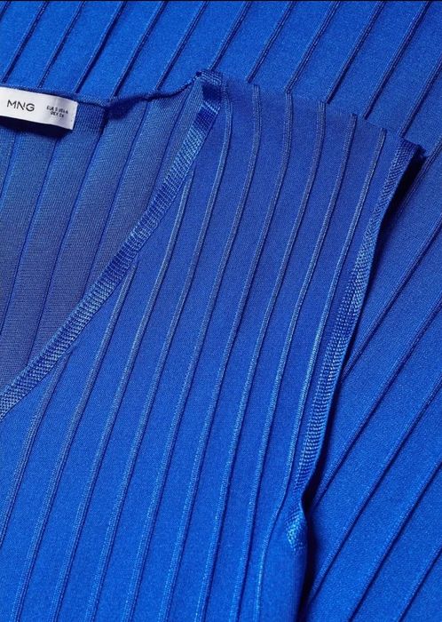 Красивое платье от mango