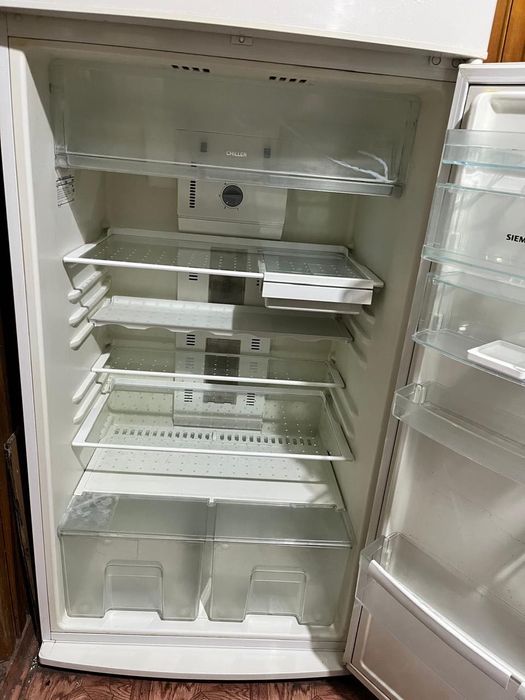 Холодильник двухкамерный СИМЕНС