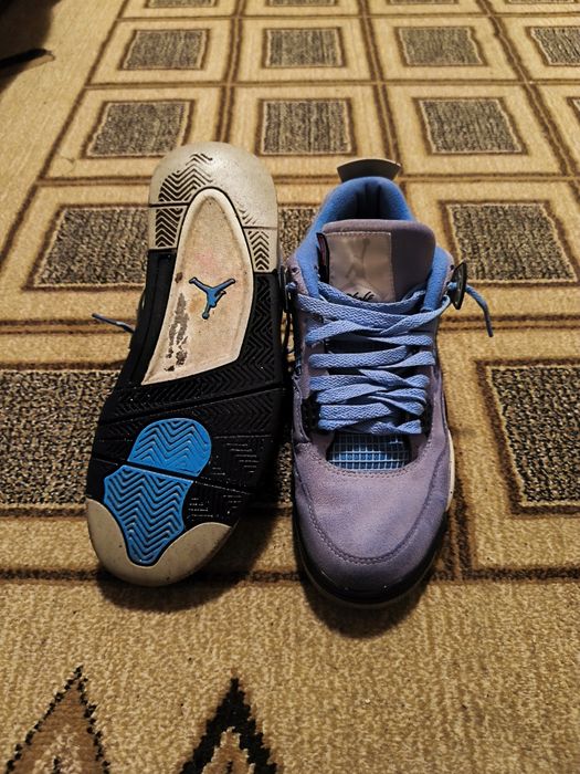 Jordan 4 University Blue