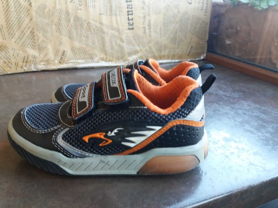 детски маратонки за момче,кецове,спортни обувки,GEOX-геокс,номер 27