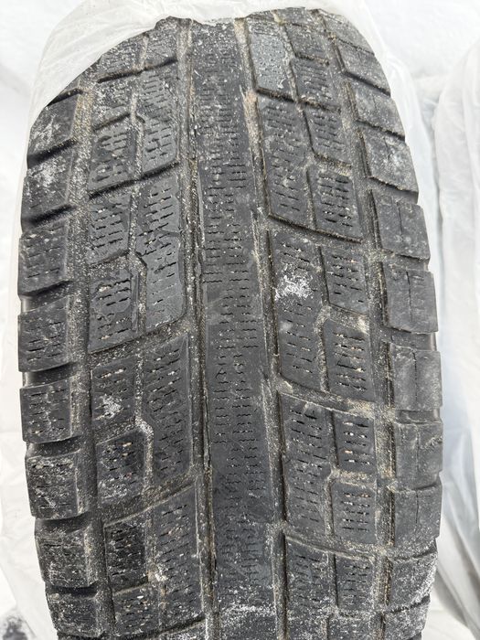 Продам комплект шин 265/70/16