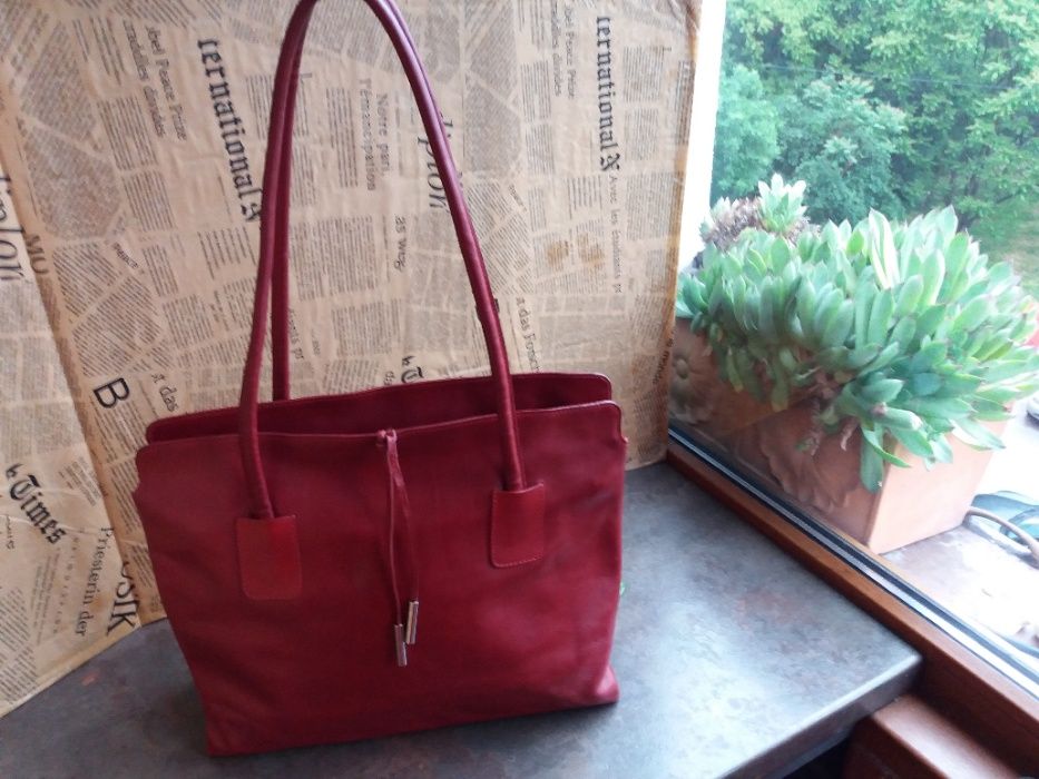 дамска червена чанта,кожена-естествена кожа