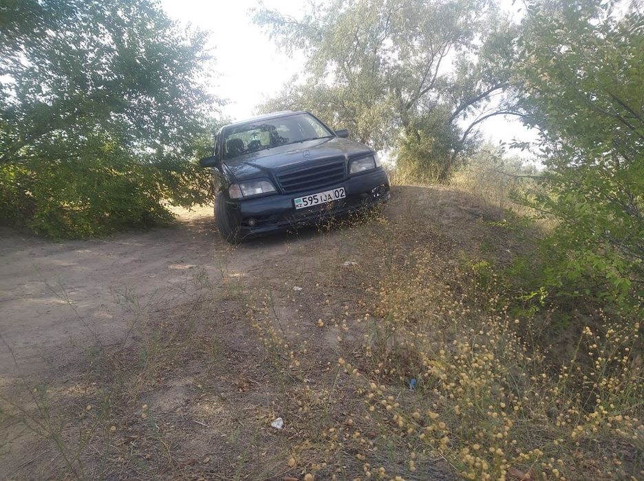 Продам Мерседес С-280