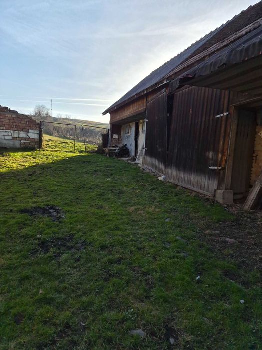 Case de vanzare la tara in jud. Bistrita N