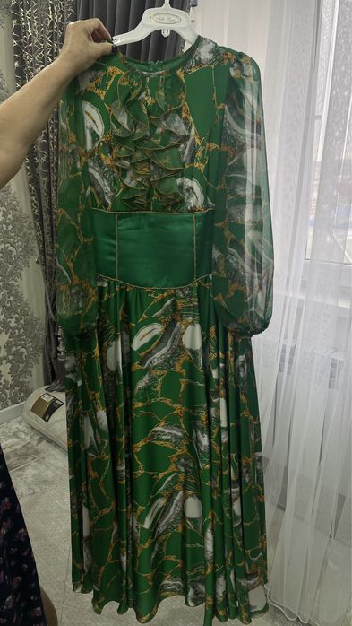 Женское платье