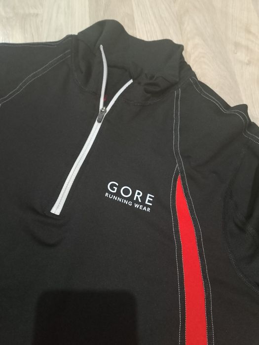 Bluza sportivi,ca noua