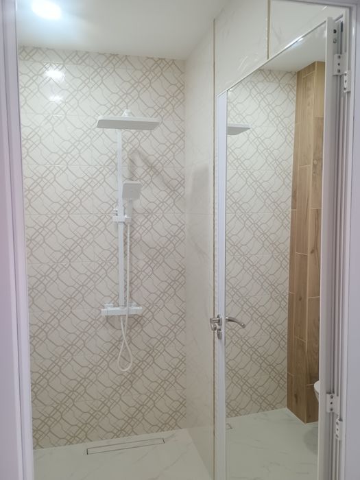 Двустаен обзаведен с панорама и партерен гараж от собственик