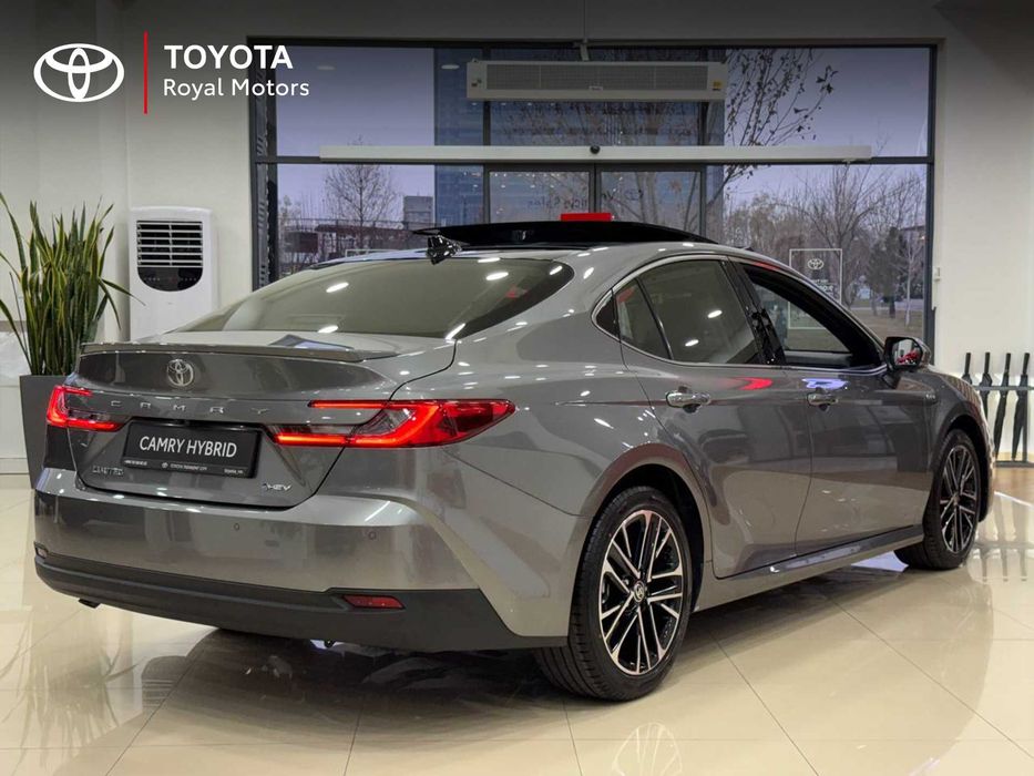 Toyota Camry 80 Hybrid LIMITED