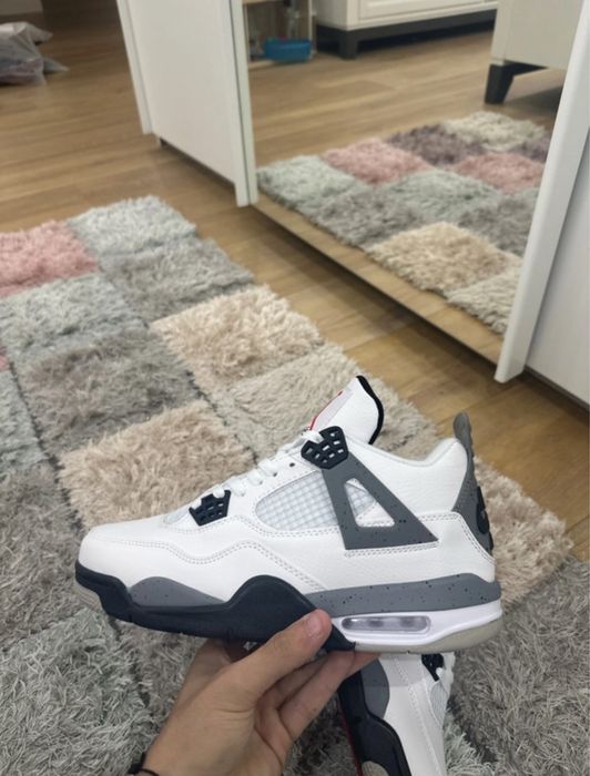 Air Jordan 4 "White Cement"