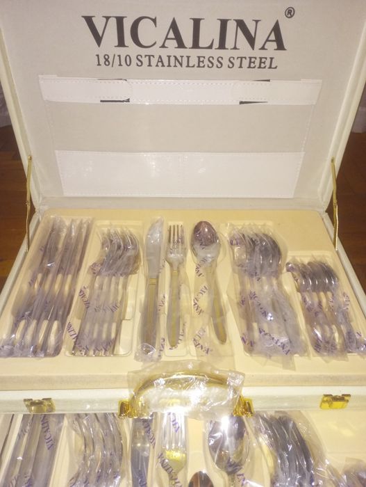 Столовые приборы