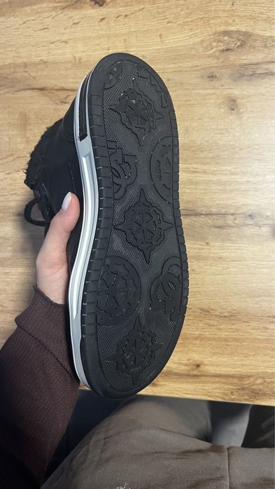 Обувки Guess, р-р 40