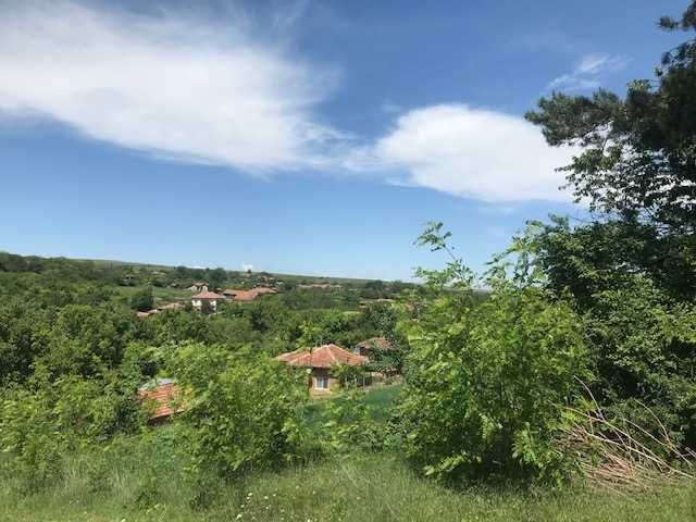 Агенция за недвижими имоти "HOMES CAPITAL" Продава