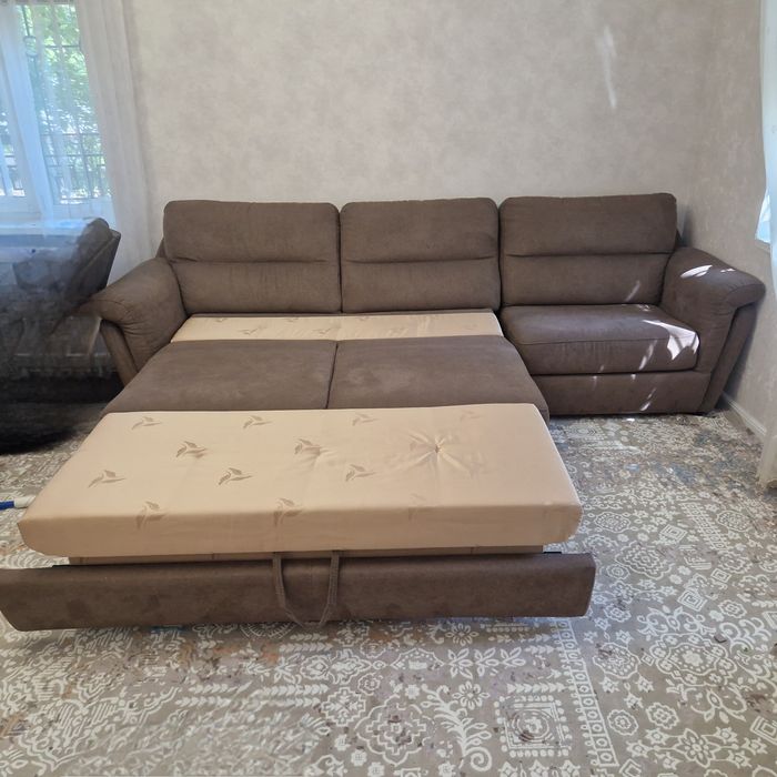 Диван раскладной прямой