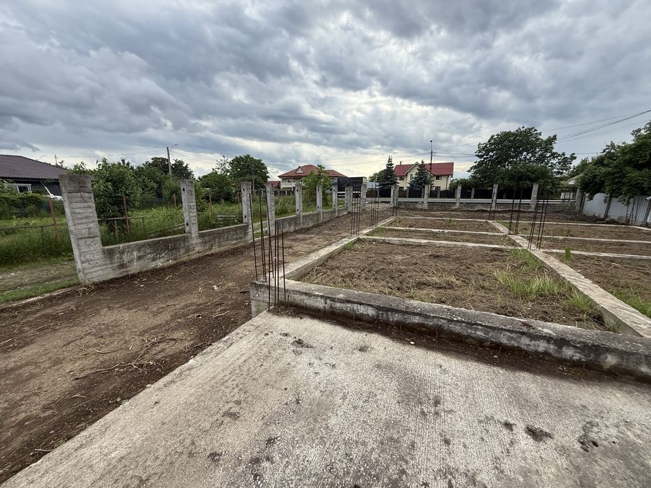 Vand Teren Intravilan Bacau, Dumbrava