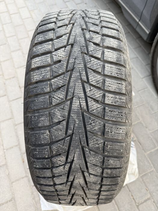 Зимние шинв Hankook