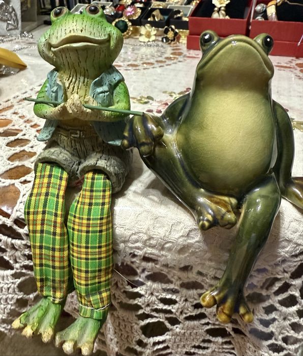 Статуэтки Лягушки