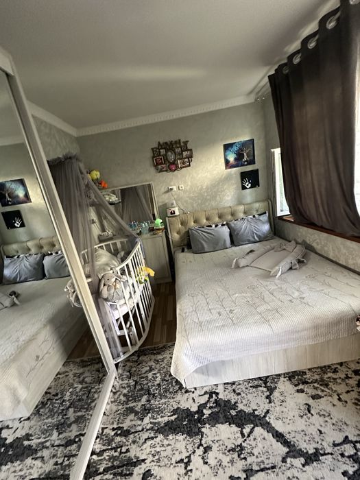 Спальный гарнитур