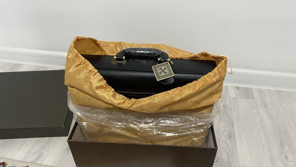 Кожаный портфель Empire