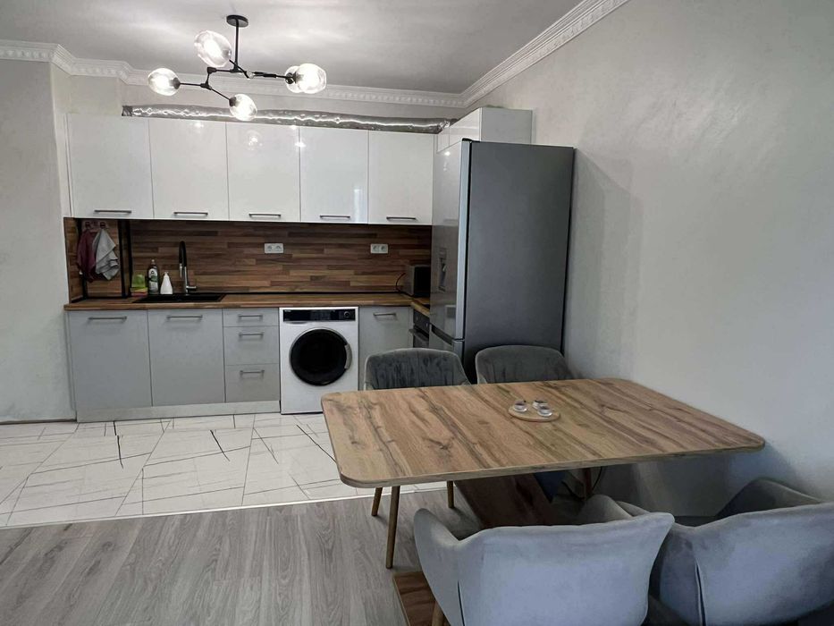 Дава се под наем Двустаен апартамент в Пловдив, Христо Смирненски - 75 кв.м за 423.3 € - Снимка #1