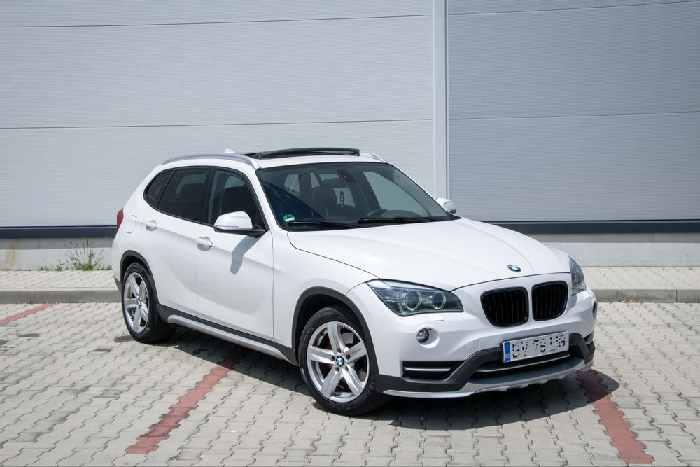 BMW X1 2015 — imagine 2