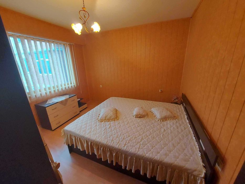 Продава се Тристаен апартамент в Търговище, Запад 2 - 76 кв.м за 1128 €/кв.м - Снимка #8