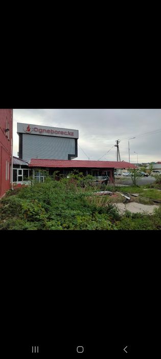 Навес готовый в отличном состояний