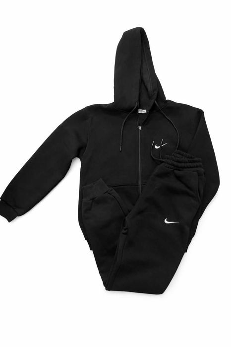 Trening barbati , diferite culori