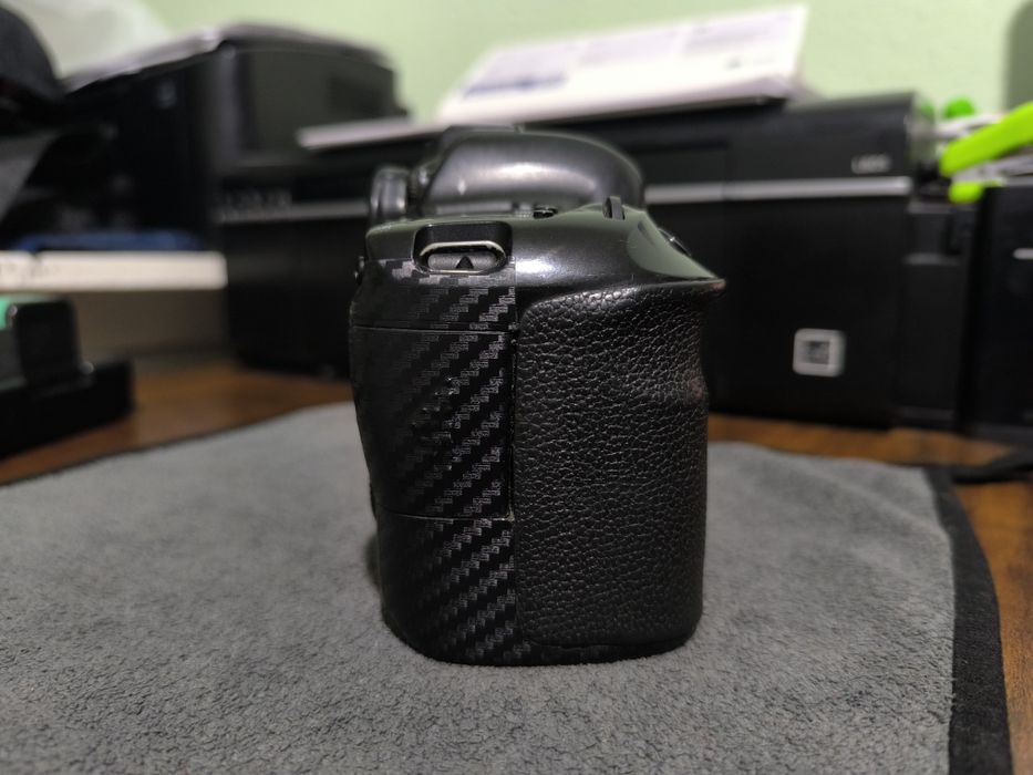 Canon 6D.  Body Tez sotiladi