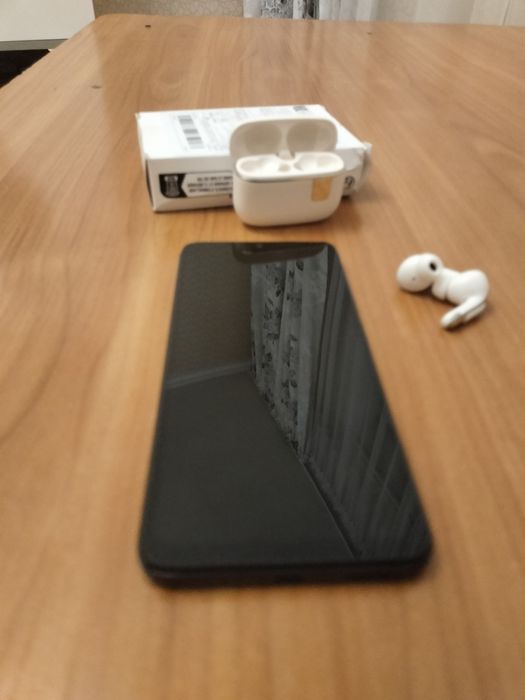 Redmi 12C..+науш.