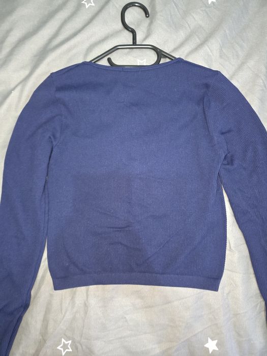 Pulover dama cu decolteu