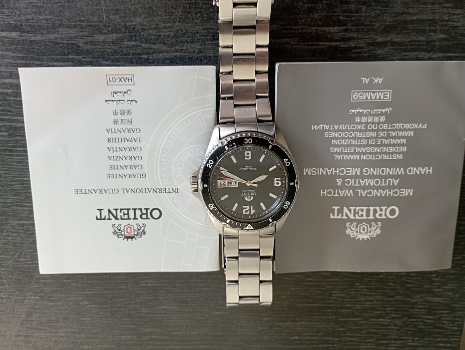 Продам мужские часы