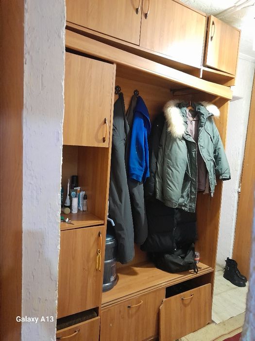 Продам  прихожку