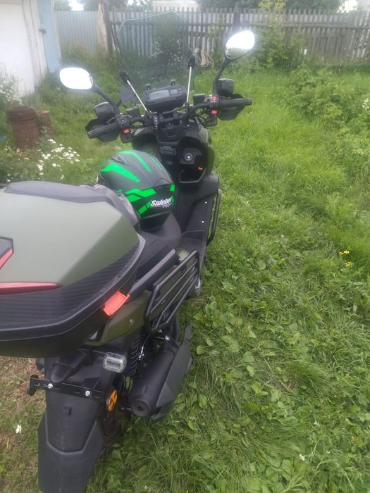 Новый скутер Tank