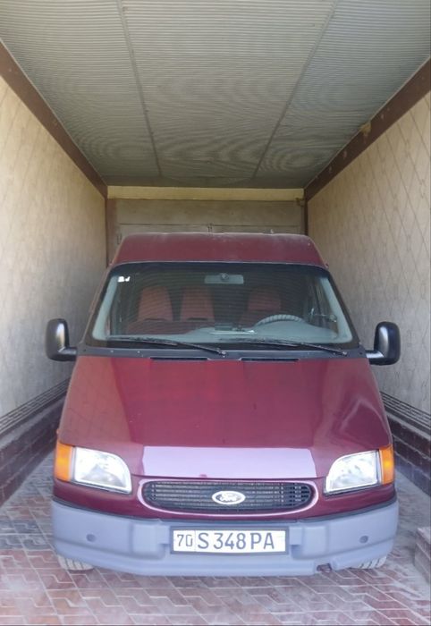 Ford tranzit sotiladi