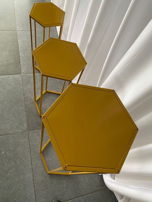 Set 3 suporturi cilindrice aurii decor nunți/petreceri, mese piedestal candy bar