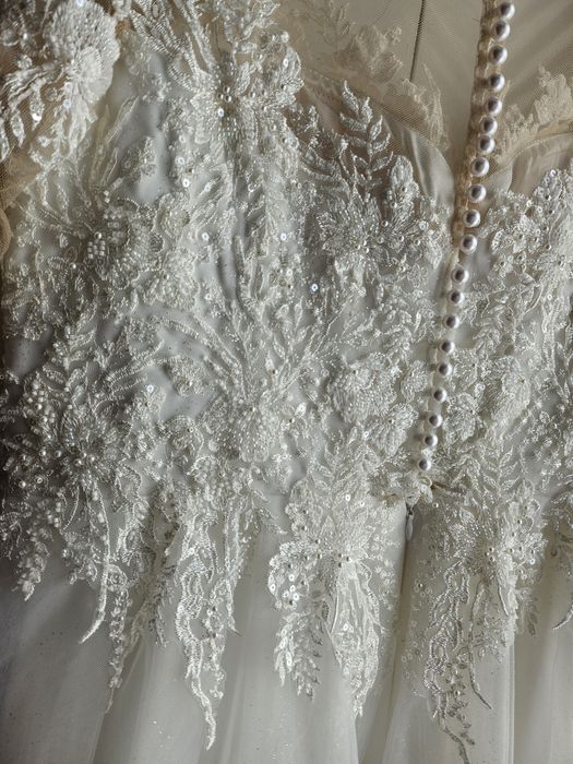 Сватбена рокля по поръчка