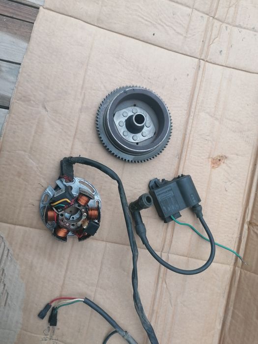 Magnetou cu aprindere completă Aprilia Rs