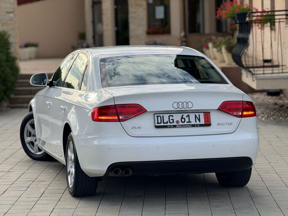 Audi a4 b8 2.0 tdi 143 cp