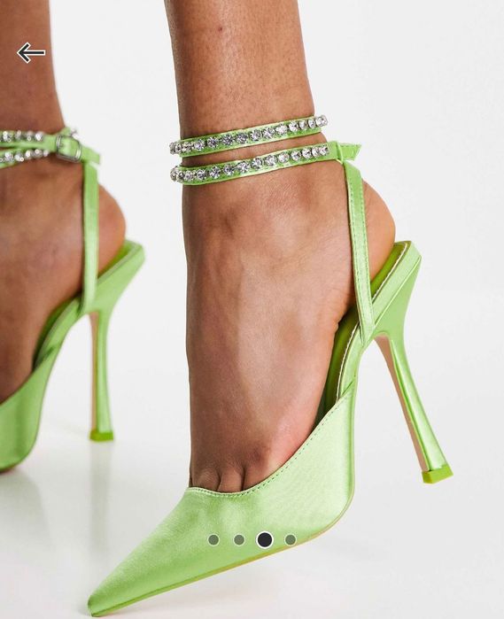 Обувки на висок ток