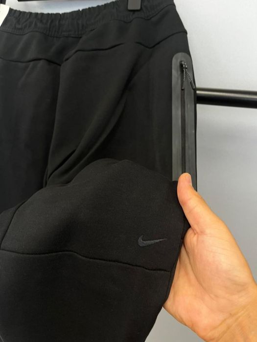 Черен Nike tech fleece. Най-Високо Качество на Пазара