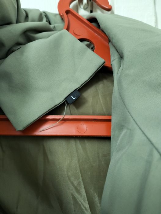 Продам куртку женскую теплую